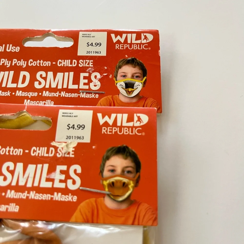 Wild Smiles Child Size Reusable Penguin and Giraffe Face Mask